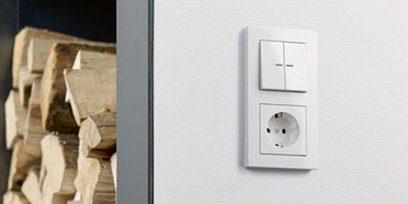 JUNG KNX Taster F 10 bei Elektro Hofmann in Arnschwang