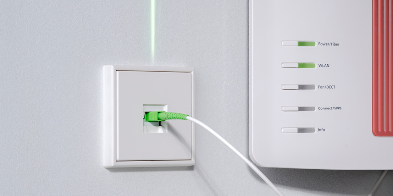 Die neuen Glasfaser-Anschlussdosen bei Elektro Hofmann in Arnschwang